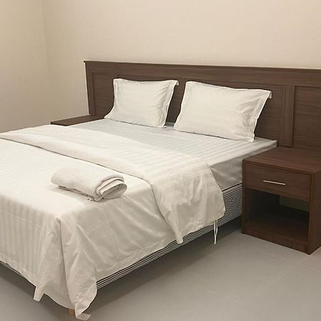 ريزا الفندقية Reeza Suites 阿可贺巴 外观 照片