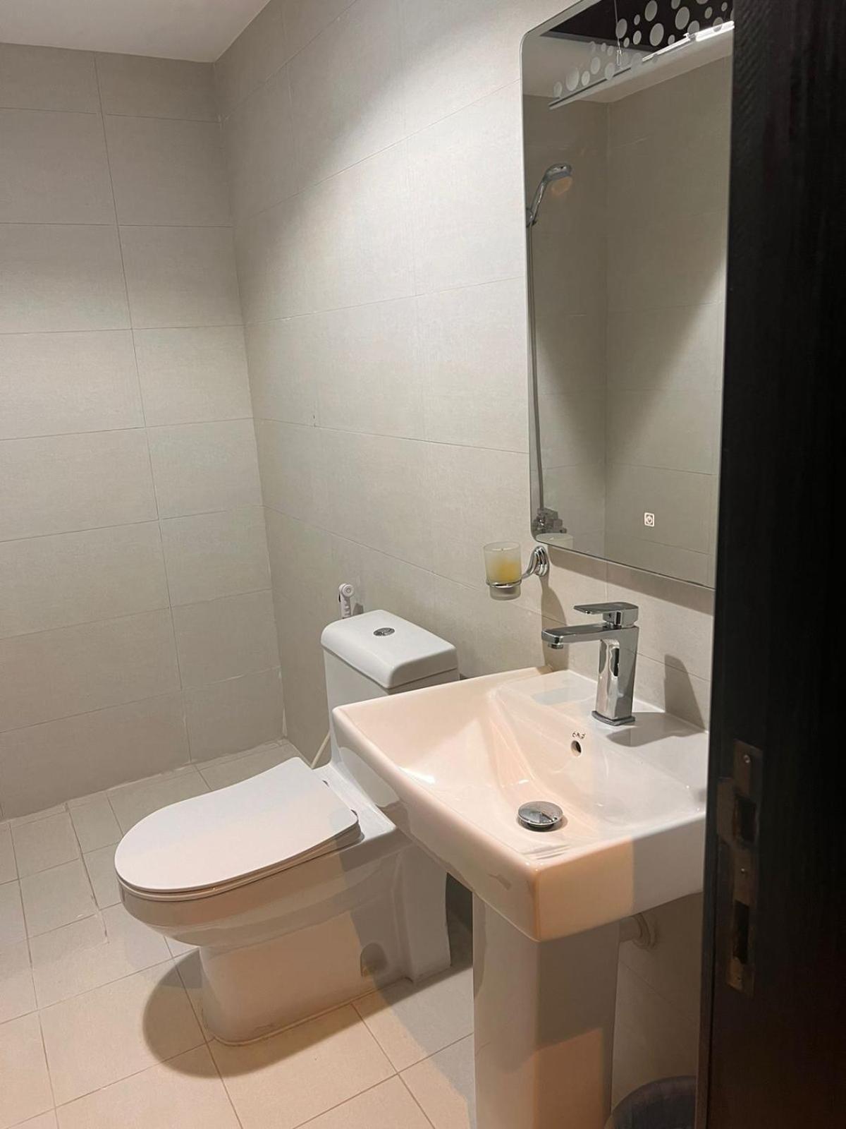 ريزا الفندقية Reeza Suites 阿可贺巴 外观 照片